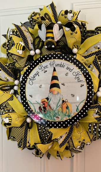 Always Bee humble and kind wreath - Picture 2 of 2
